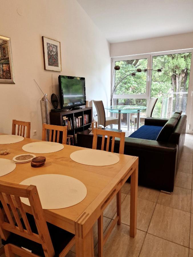 Blue Seagull - Seafront Holiday Home Novi Vinodolski Luaran gambar