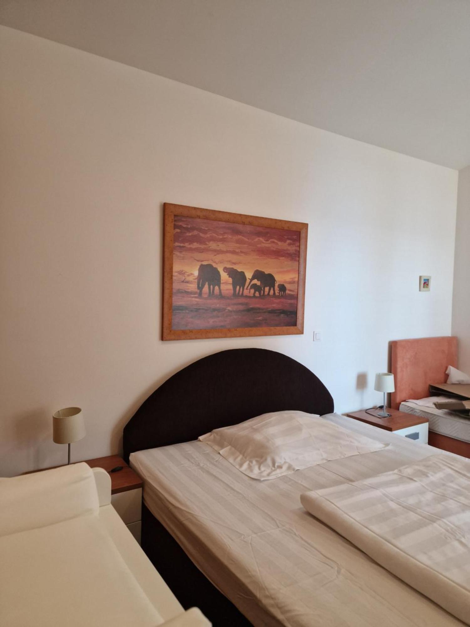Blue Seagull - Seafront Holiday Home Novi Vinodolski Luaran gambar